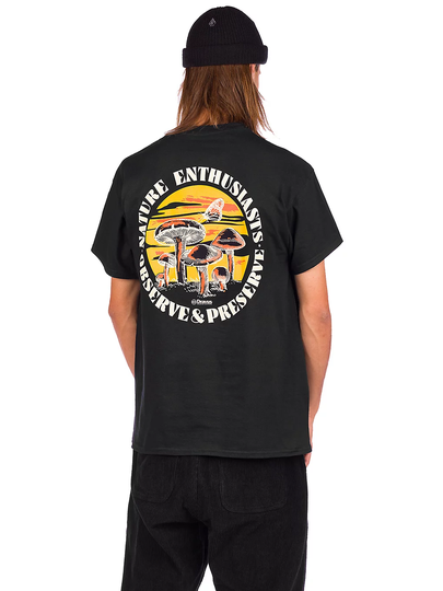 Dravus Into The Wild T-Shirt musta