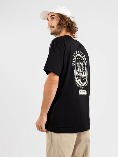 The Bakery Views And Goodies T-Shirt musta
