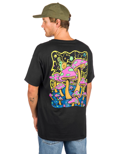 A.Lab Trip on this T-Shirt musta
