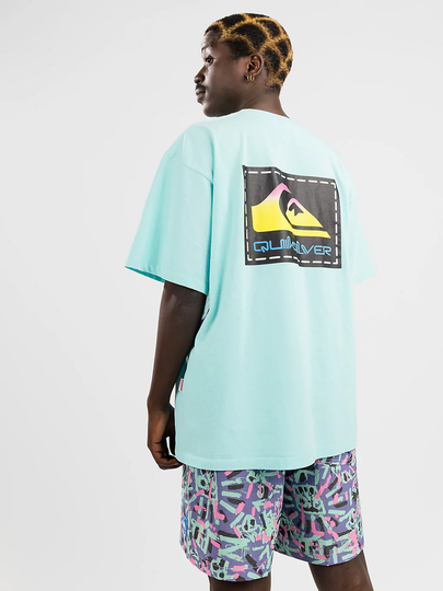 Quiksilver X Stranger Things Rainbow T-Shirt sininen