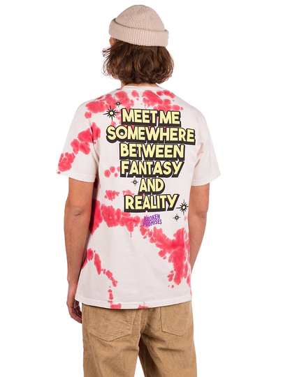 Broken Promises Fantasy & Reality T-Shirt valkoinen