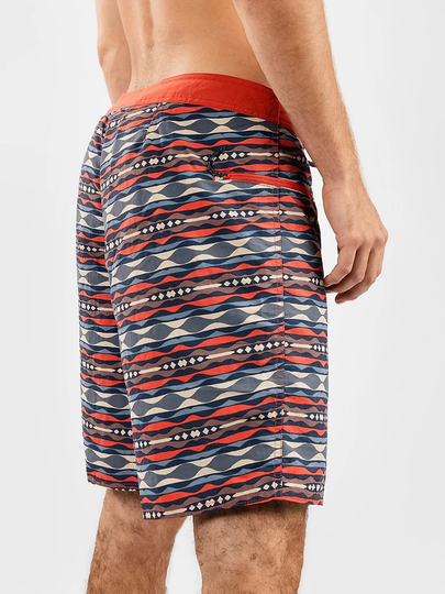 Patagonia Wavefarer 19" Boardshorts punainen