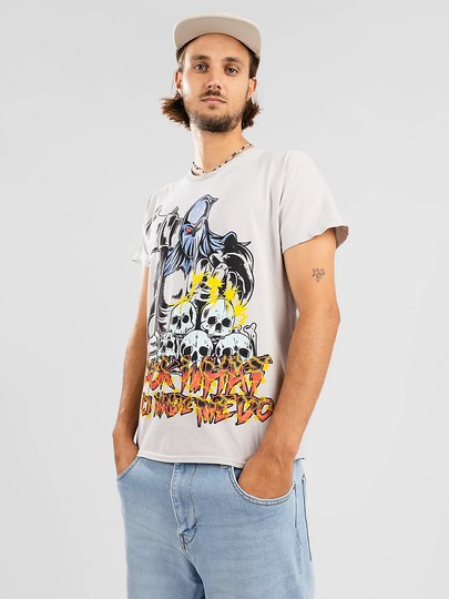 Broken Promises Executioner T-Shirt valkoinen